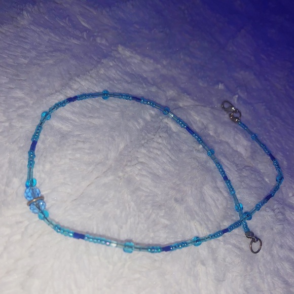 blue beaded choker with lobster clasp - Picture 1 of 2